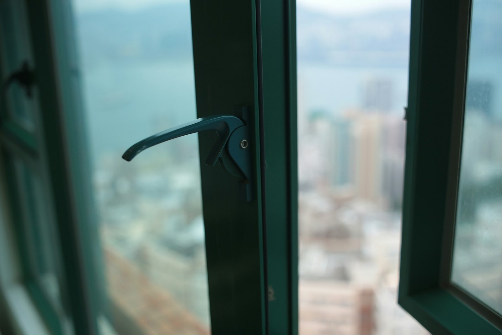 Fenstergriff am Fenster